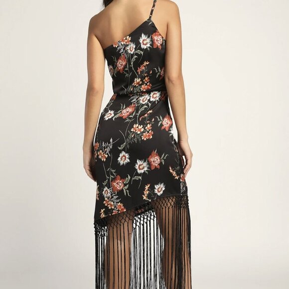 NWT Lulus Let's Be Fringe Black Floral Print Satin One-Shoulder Midi Dress - Picture 3 of 9
